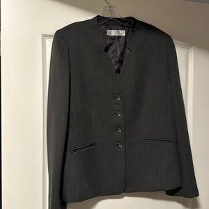 Tamari Size 18 Women’s Suit Separates